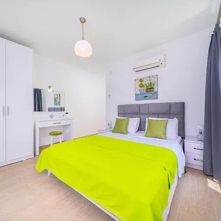 5 Bedrooms With Sea View Private Pool And Terrace At 1 Km Away From The Hotel Kalkan